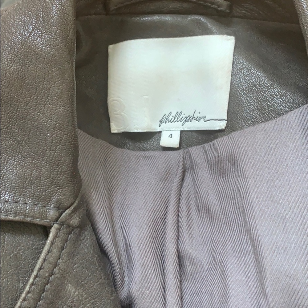 Leather jacket - Picture 4 of 4